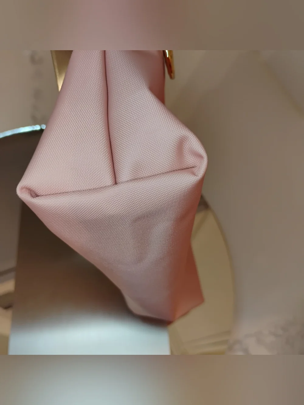 LIKE NEW Longchamp Pink Cosmetic Pouch w/ Tan Leather Trim GHW - Picture 7 of 11